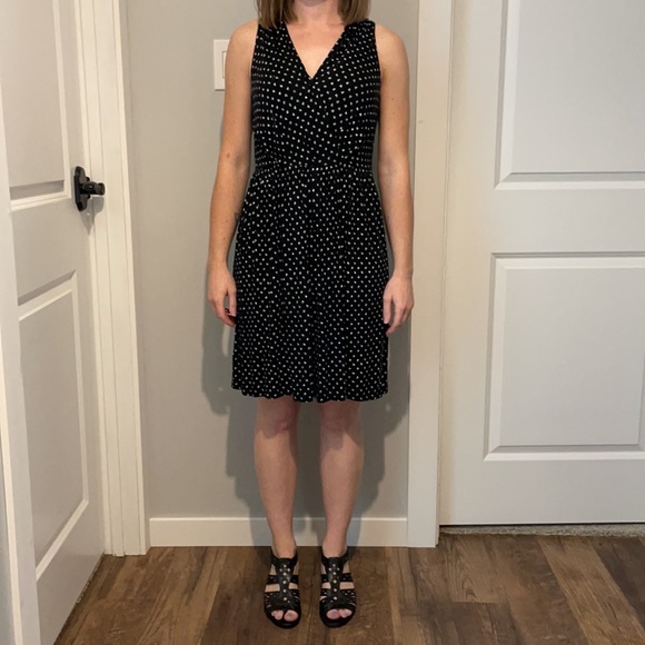 Black XS sleeveless dress from LOFT - Picture 2 of 7